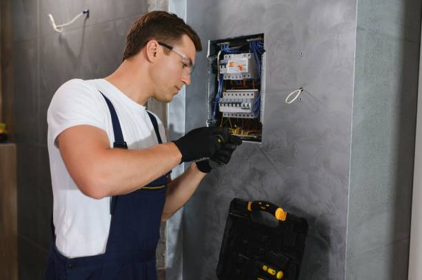 Best Industrial Electrical Services  in River Oaks, TX