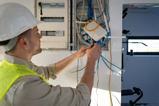 Best Emergency Electrical Repair  in River Oaks, TX